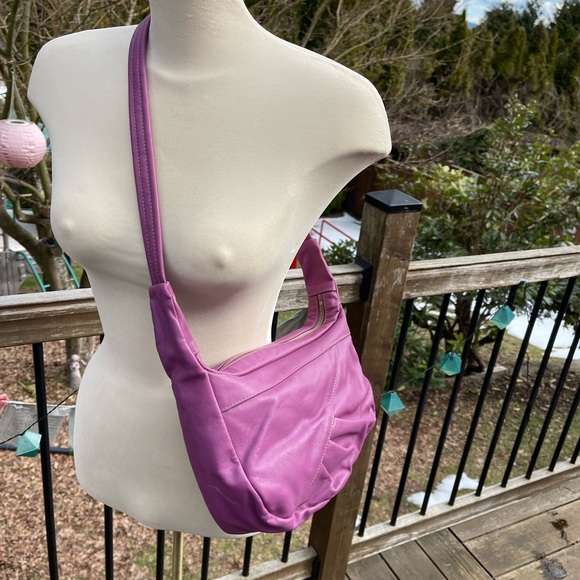 Vintage purple leather bag - Picture 3 of 6